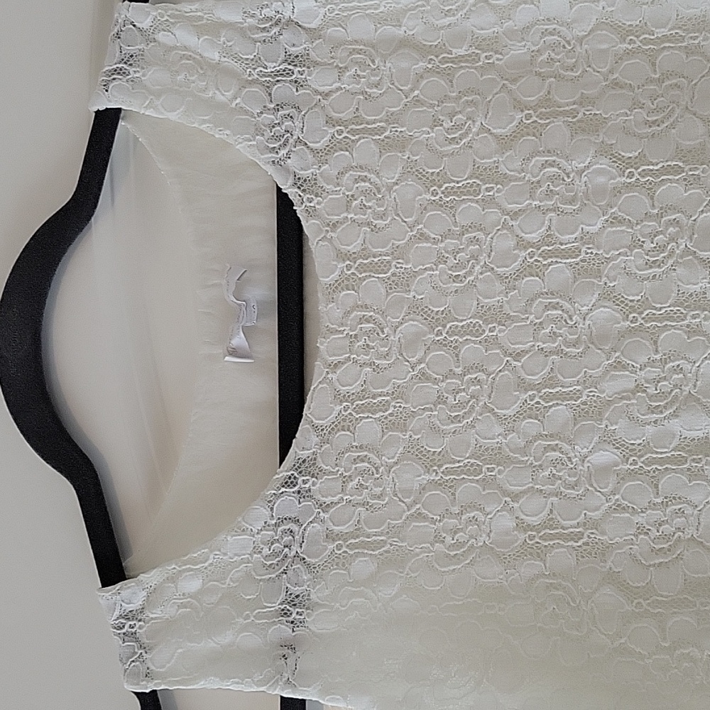 Lace Top - Picture 2 of 4